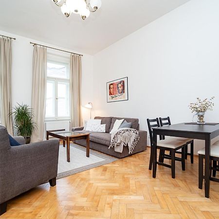Quiet Apartment In The Old Town Praga Zewnętrze zdjęcie