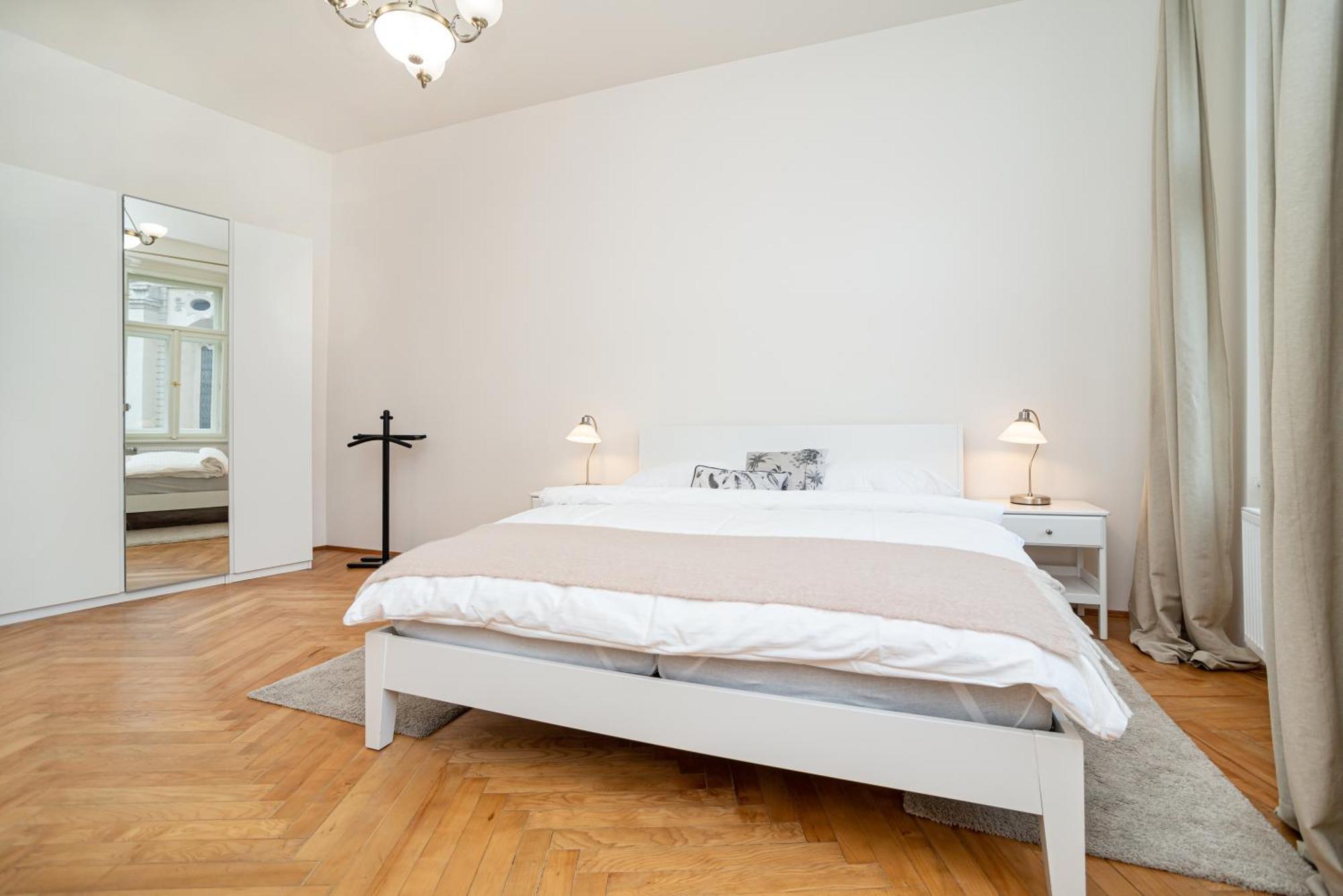 Quiet Apartment In The Old Town Praga Zewnętrze zdjęcie