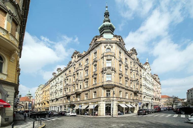 Quiet Apartment In The Old Town Praga Zewnętrze zdjęcie